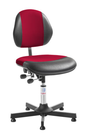 Duo ergonomisk arbejdsstol med sort og rød polstring til professionelle arbejdsmiljøer.
